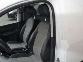 Volkswagen Caddy (2013) thumbnail 6