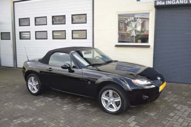 Mazda MX-5 (2006) thumbnail 1