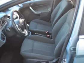 Ford Fiesta (2009) thumbnail 6