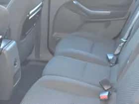 Ford C-Max (2010) thumbnail 10