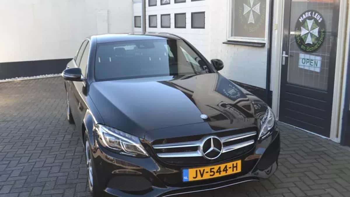 Mercedes-Benz C-Klasse (2016) — foto 1