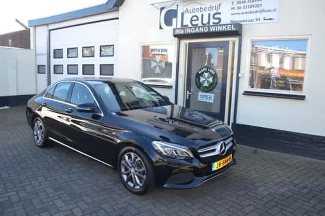 Mercedes-Benz C-Klasse (2016) thumbnail 2