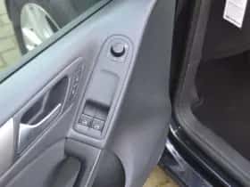 Volkswagen Golf (2012) thumbnail 7