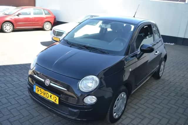 Fiat 500 (2011) thumbnail 2
