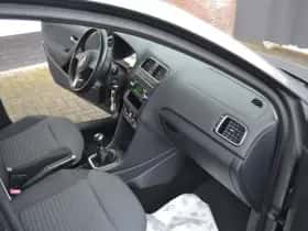 Volkswagen Polo (2013) thumbnail 11