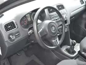 Volkswagen Polo (2013) thumbnail 8