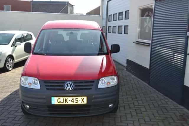 Volkswagen Caddy (2008) thumbnail 3