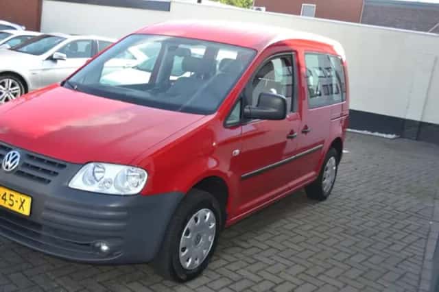 Volkswagen Caddy (2008) thumbnail 4