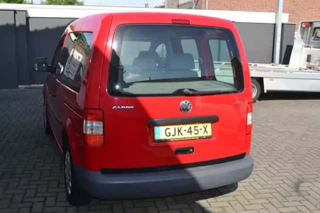 Volkswagen Caddy (2008) thumbnail 5