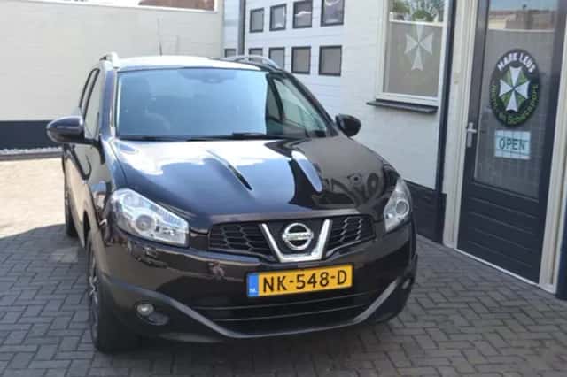 Nissan Qashqai (2011) thumbnail 1