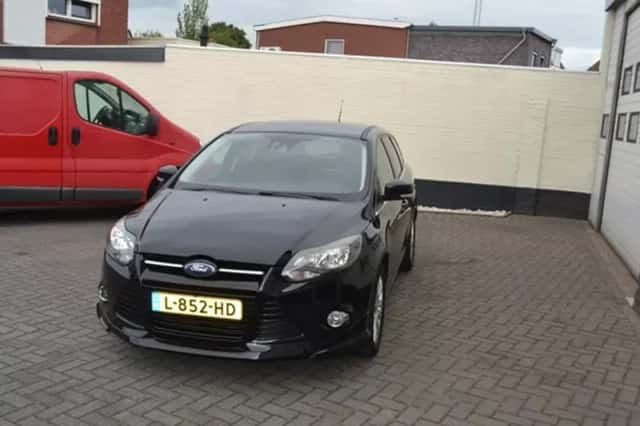 Ford Focus (2011) thumbnail 5