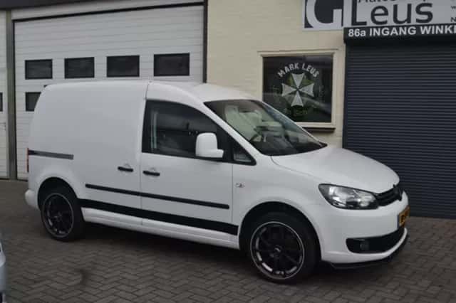 Volkswagen Caddy (2013) thumbnail 1