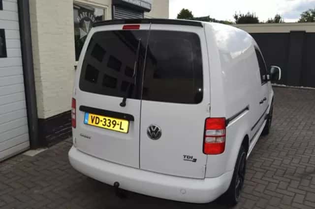 Volkswagen Caddy (2013) thumbnail 4