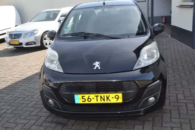 Peugeot 107 (2012) thumbnail 5