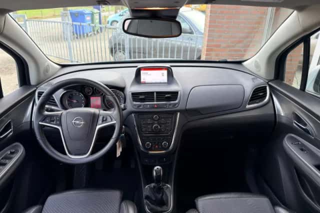 Opel Mokka (2014) thumbnail 3