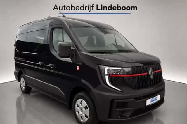 Renault Master (2024) thumbnail 1