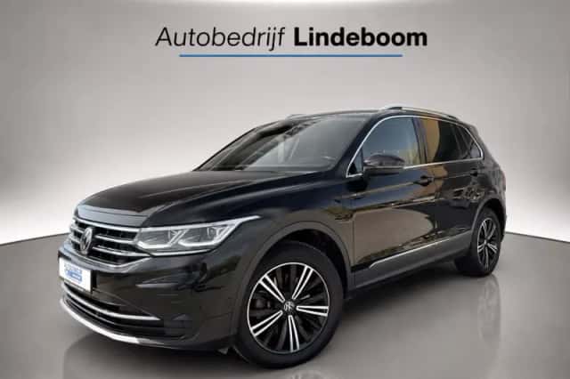 Volkswagen Tiguan (2022) thumbnail 1
