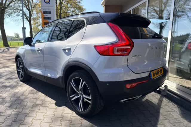 Volvo XC40 (2020) thumbnail 5