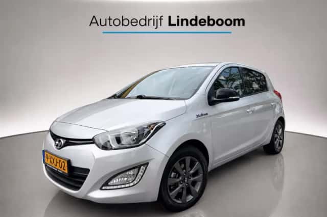 Hyundai i20 (2014) thumbnail 1