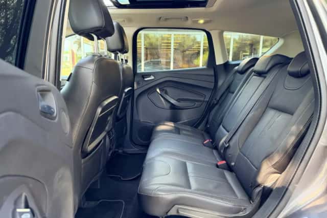 Ford Kuga (2014) thumbnail 5