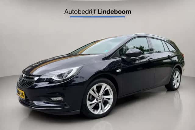 Opel Astra (2019) thumbnail 1