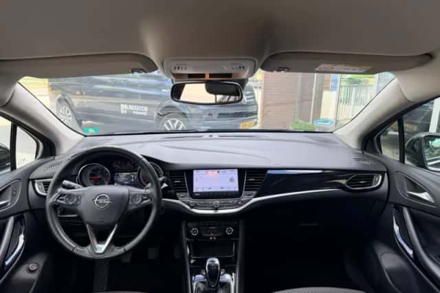 Opel Astra (2019) thumbnail 2
