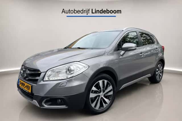 Suzuki SX4 (2016) thumbnail 1