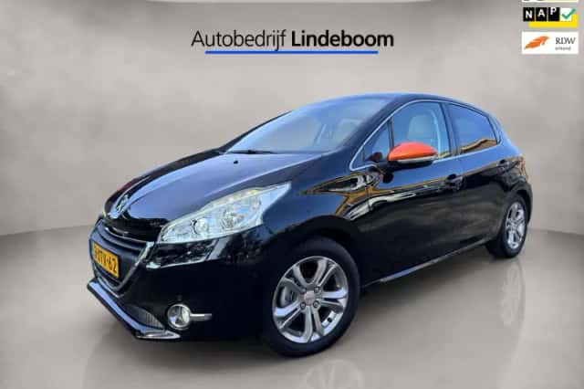 Peugeot 208 (2014) thumbnail 1