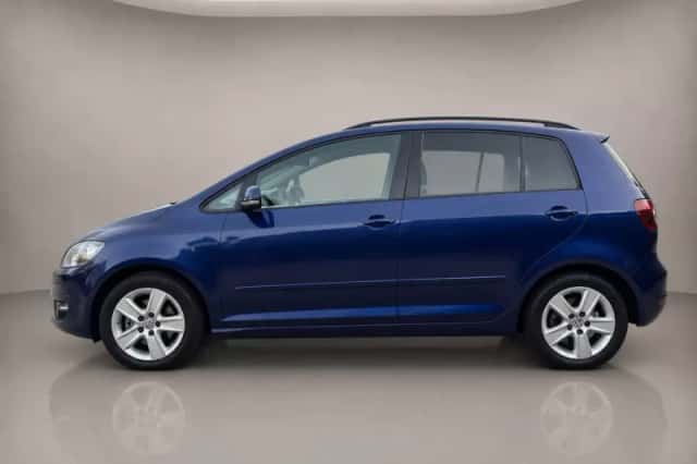 Volkswagen Golf (2009) thumbnail 5