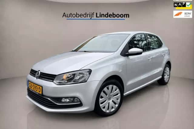 Volkswagen Polo (2015) thumbnail 1