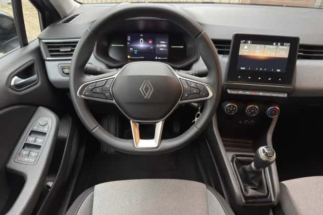 Renault Clio (2025) thumbnail 4