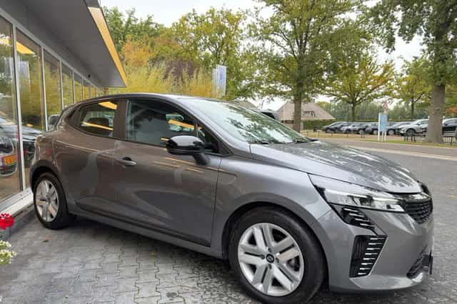 Renault Clio (2025) thumbnail 5