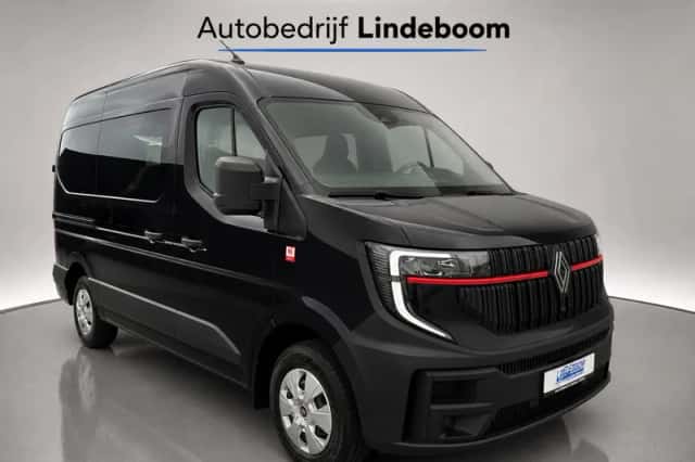 Renault Master (2024) thumbnail 1