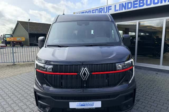 Renault Master (2024) thumbnail 3