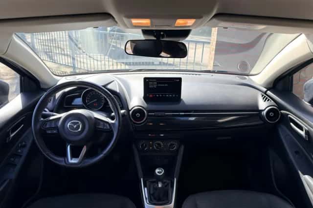 Mazda 2 (2023) thumbnail 2