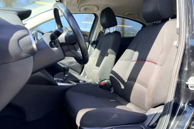 Mazda 2 (2023) thumbnail 6