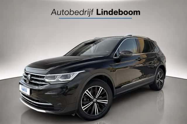 Volkswagen Tiguan (2022) thumbnail 1