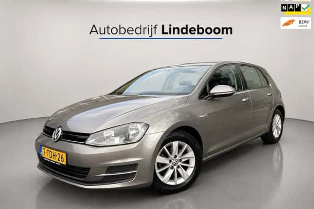 Volkswagen Golf (2014) thumbnail 1