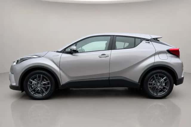 Toyota C-HR (2020) thumbnail 5