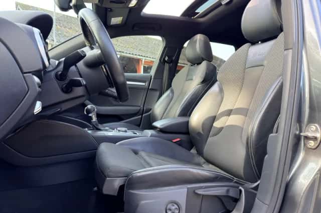 Audi A3 (2015) thumbnail 2