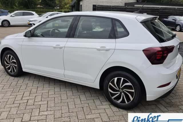 Volkswagen Polo (2022) thumbnail 4