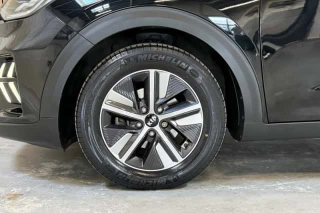 Kia Niro (2021) thumbnail 5