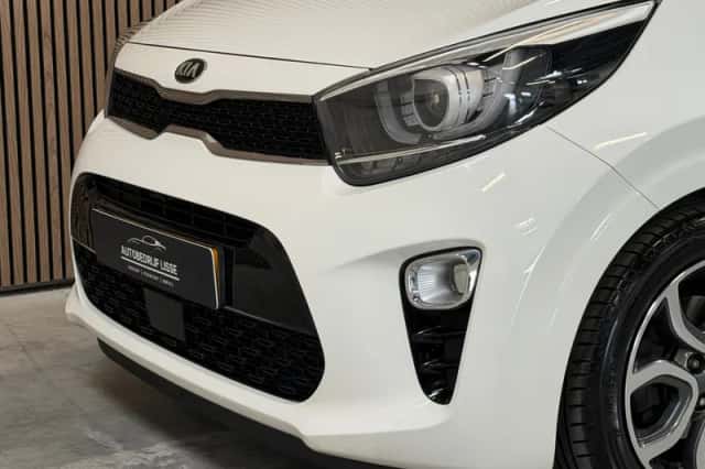Kia Picanto (2021) thumbnail 3