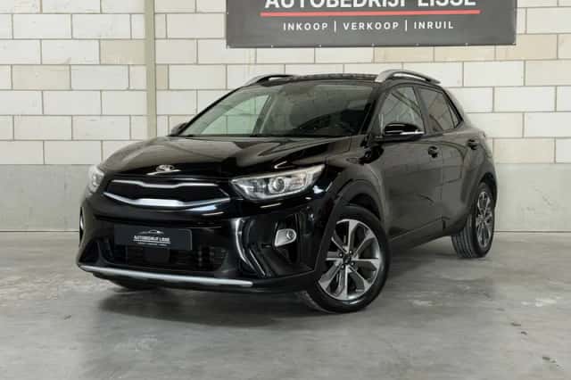 Kia Stonic (2019) thumbnail 1