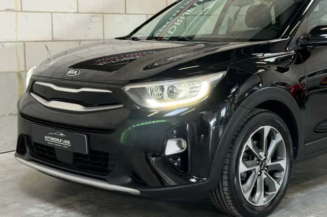 Kia Stonic (2019) thumbnail 4