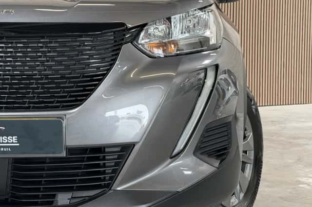 Peugeot 2008 (2023) thumbnail 3