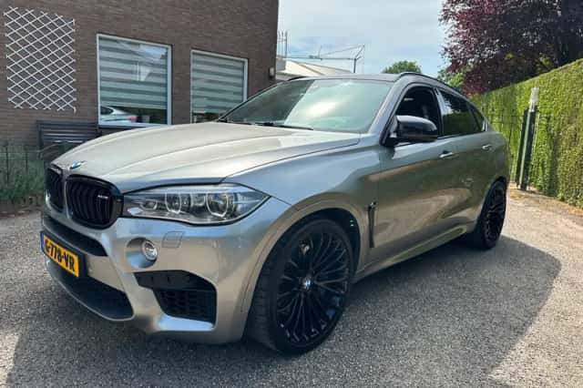 BMW X6 (2016) thumbnail 2