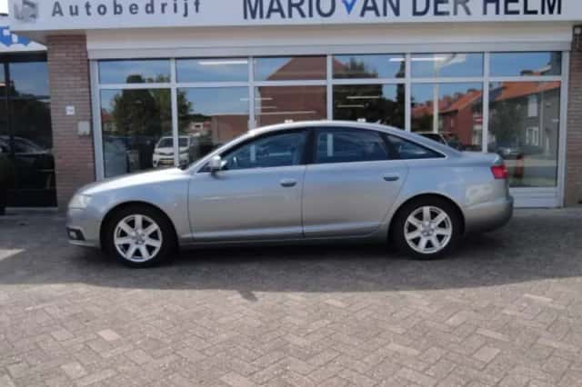 Audi A6 (2011) thumbnail 2