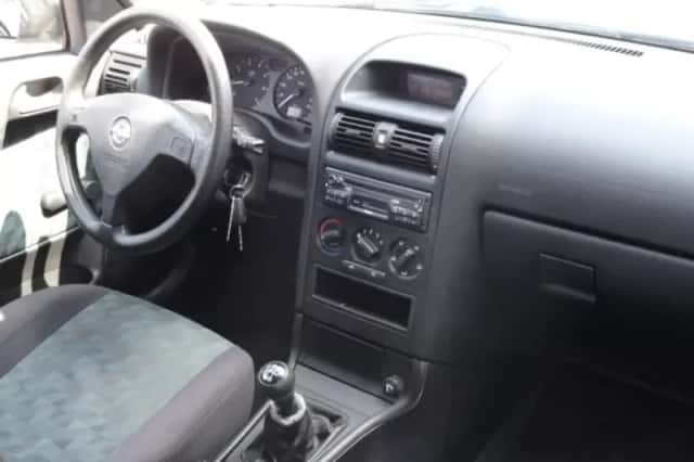Opel Astra (1998) thumbnail 5