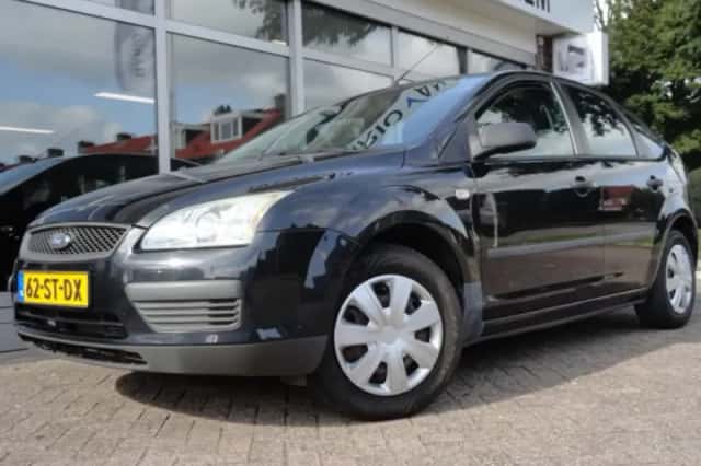 Ford Focus (2006) thumbnail 1